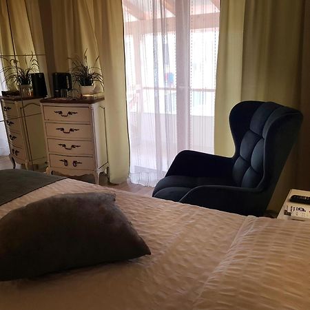 Elania Residence 塔古玖 外观 照片